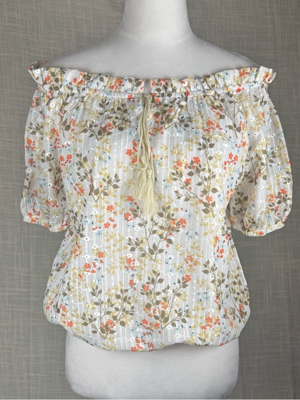 SOLITAIRE Floral Off Shoulder Blouse Small NWT Boho Peasant Cottagecore